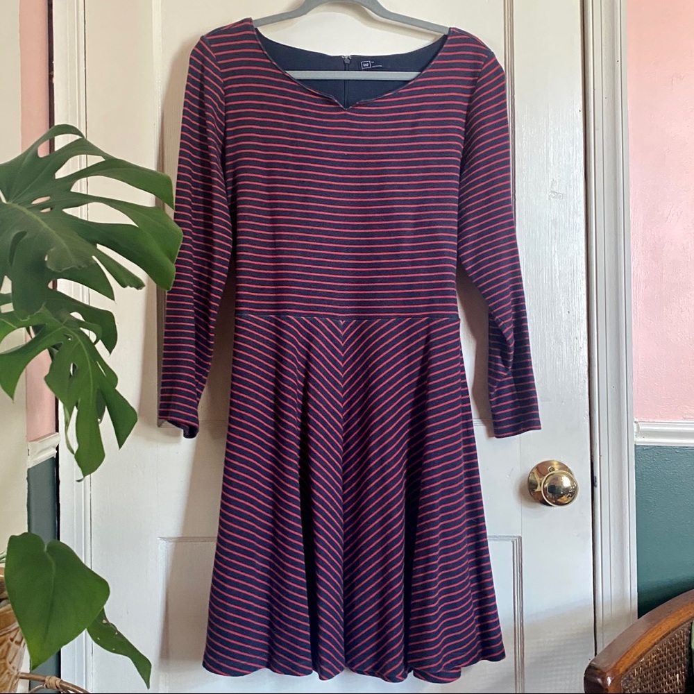 GAP Size 14 Fit and Flare Long Sleeve Boat Neck Jersey Mini Dress Red/Blue